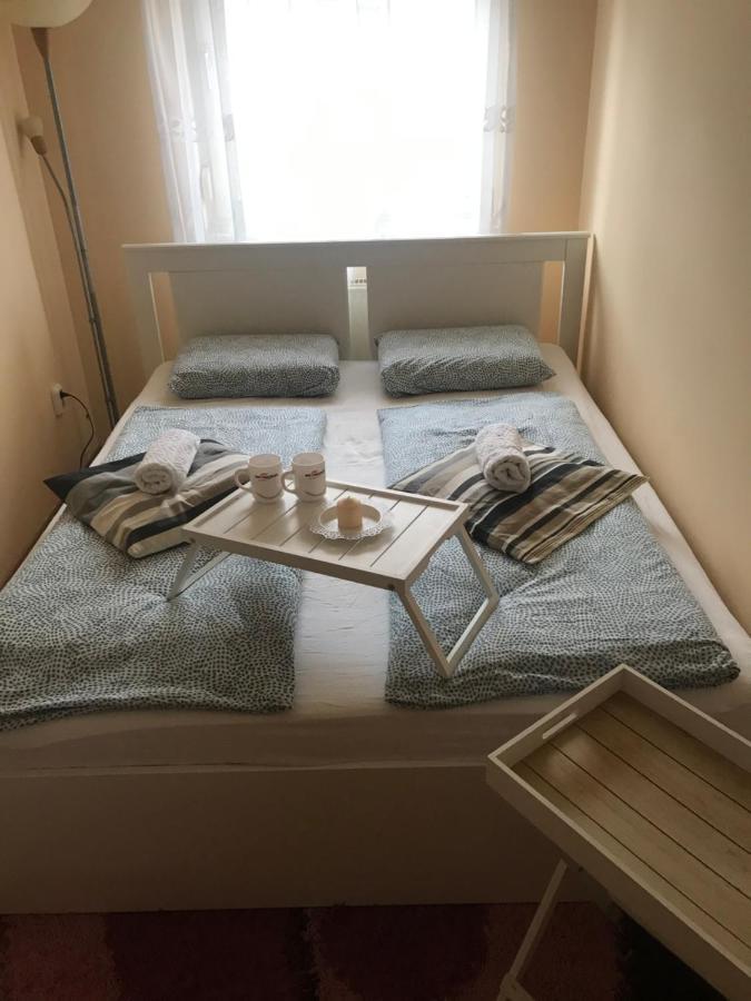 Tudor Apartman Szeged Exteriör bild